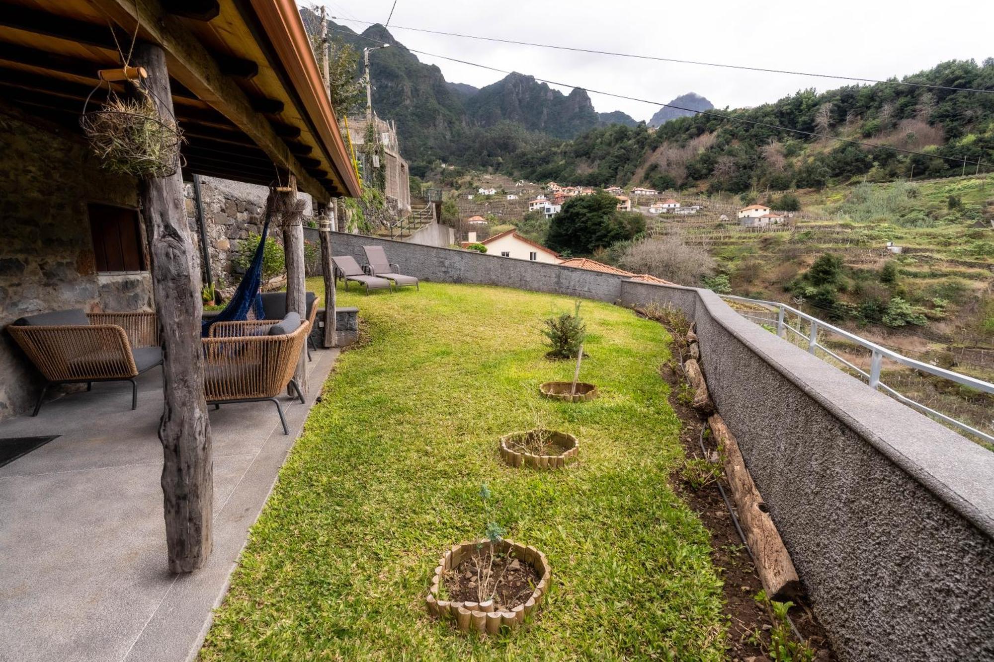 Madeira Bird House - House In The Mountains With Garden Villa Sao Vicente  Exterior photo